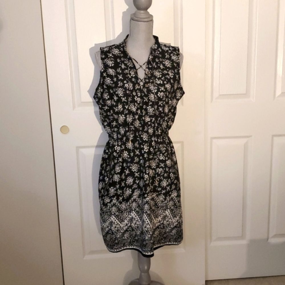 Speed Control Black and White Sleeveless Lightweight Dress Size L